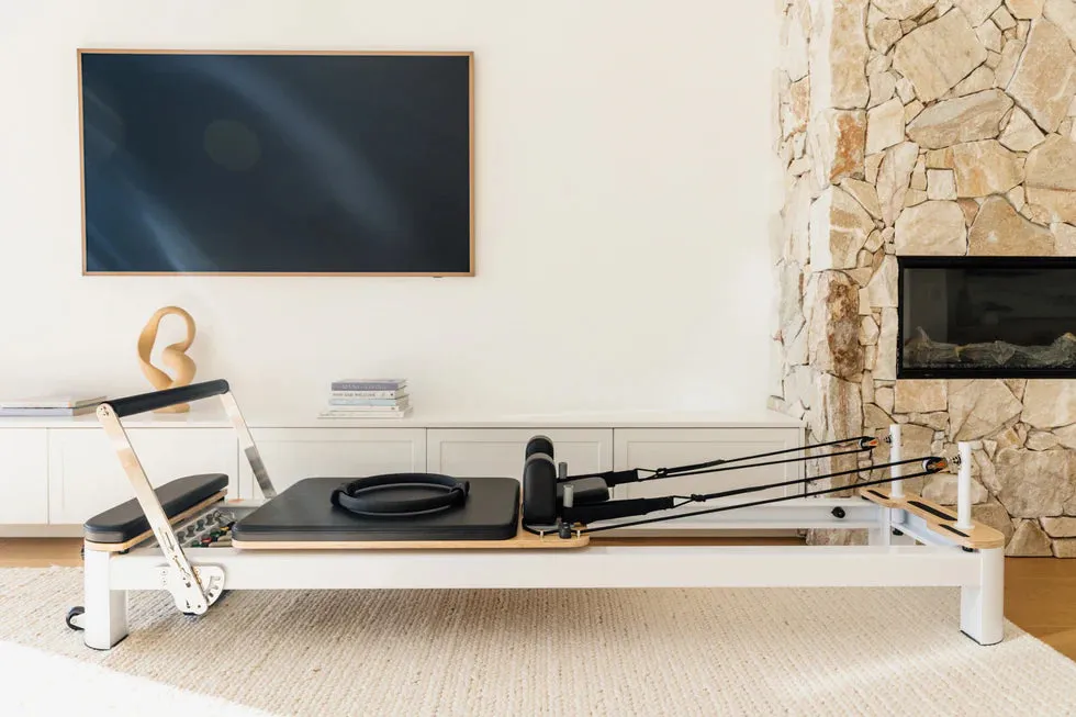 Aussie Pilates - Classic White Metal Reformer