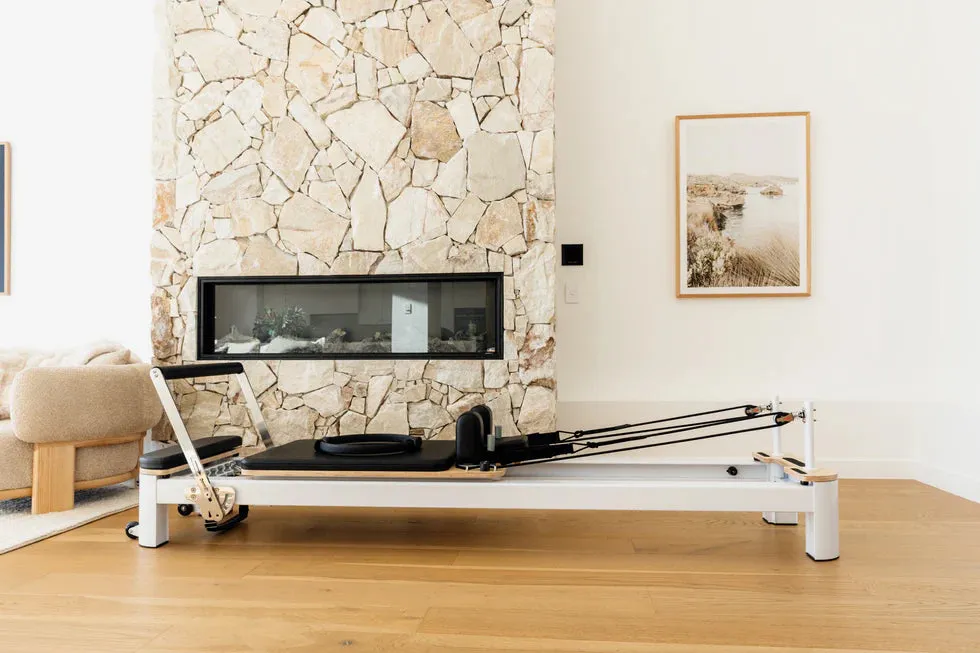 Aussie Pilates - Classic White Metal Reformer