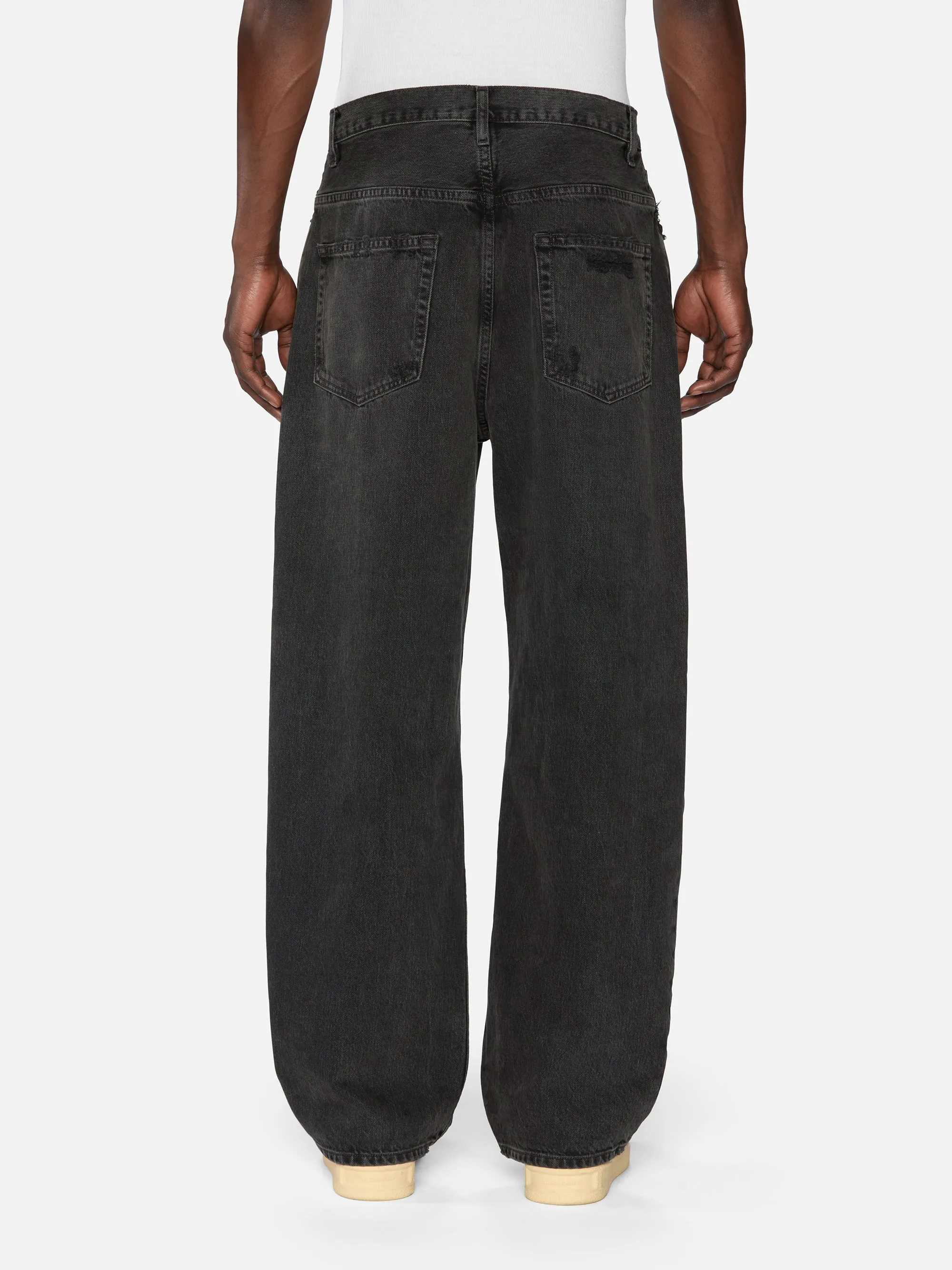 Baggy Jean -- Dynamic Destructed