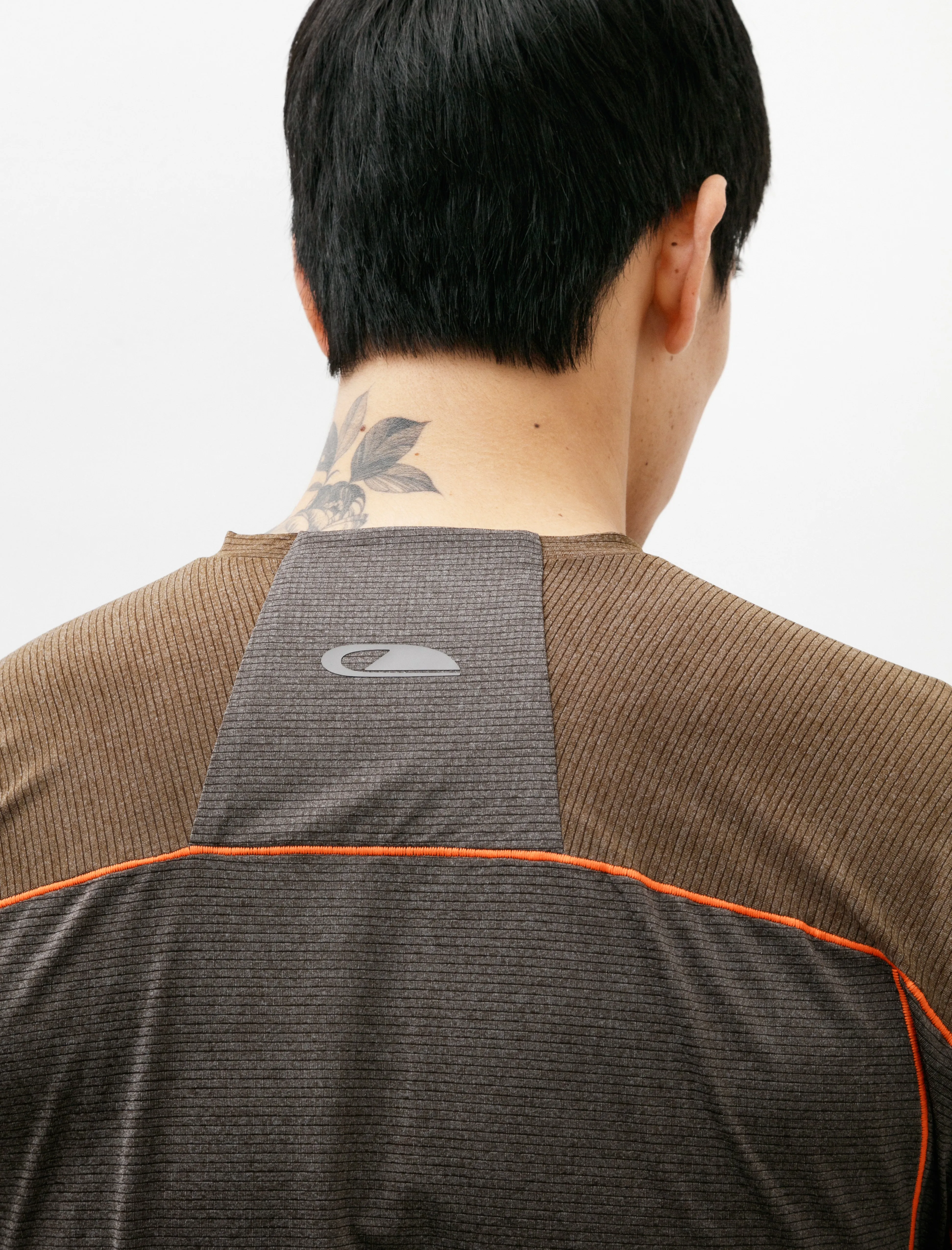 Oscil LS Tee Pumice