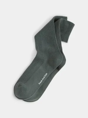 The Ribbed Socks in Laurel Green