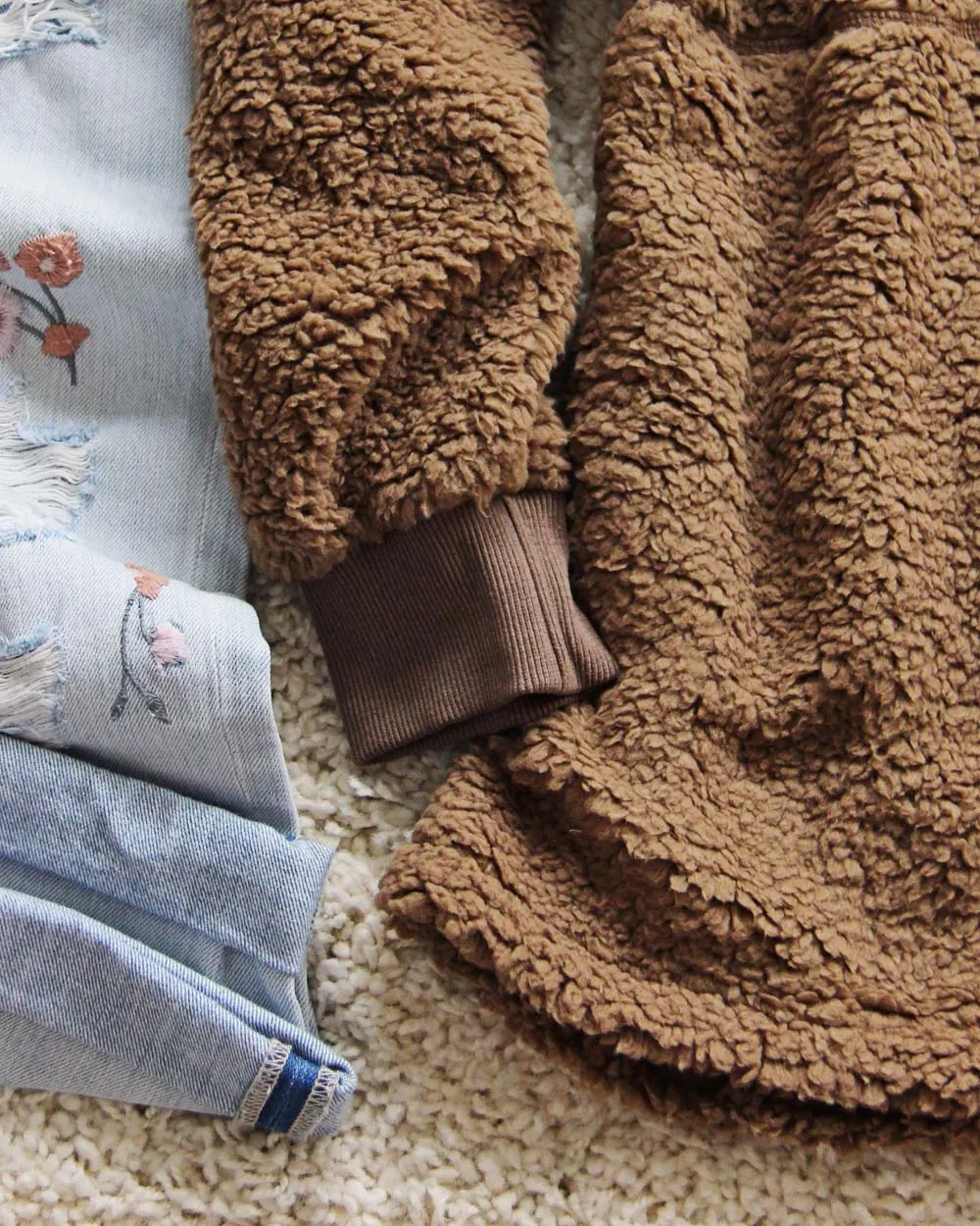 The Teddy Sweatshirt in Firewood